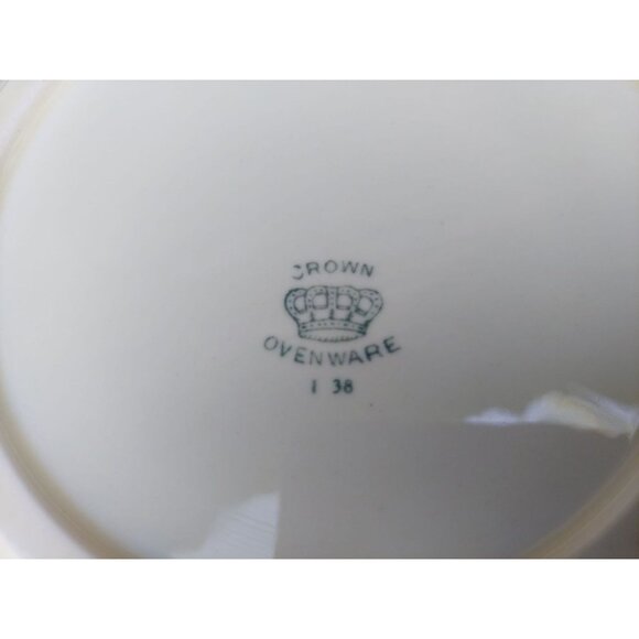 Vintage !930s Crown Ovenware 9" Pie Plate Leaves & Berries Red Trim - Picture 5 of 5